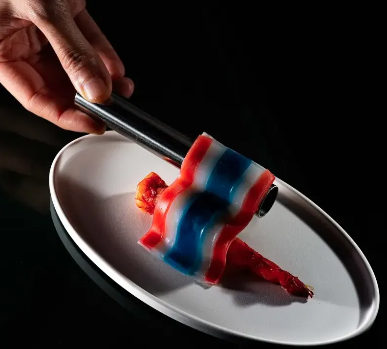 pichaya-pam-soontornyanakij-nguoi-dep-tai-nau-an-dinh-nhat-the-gioi-2025